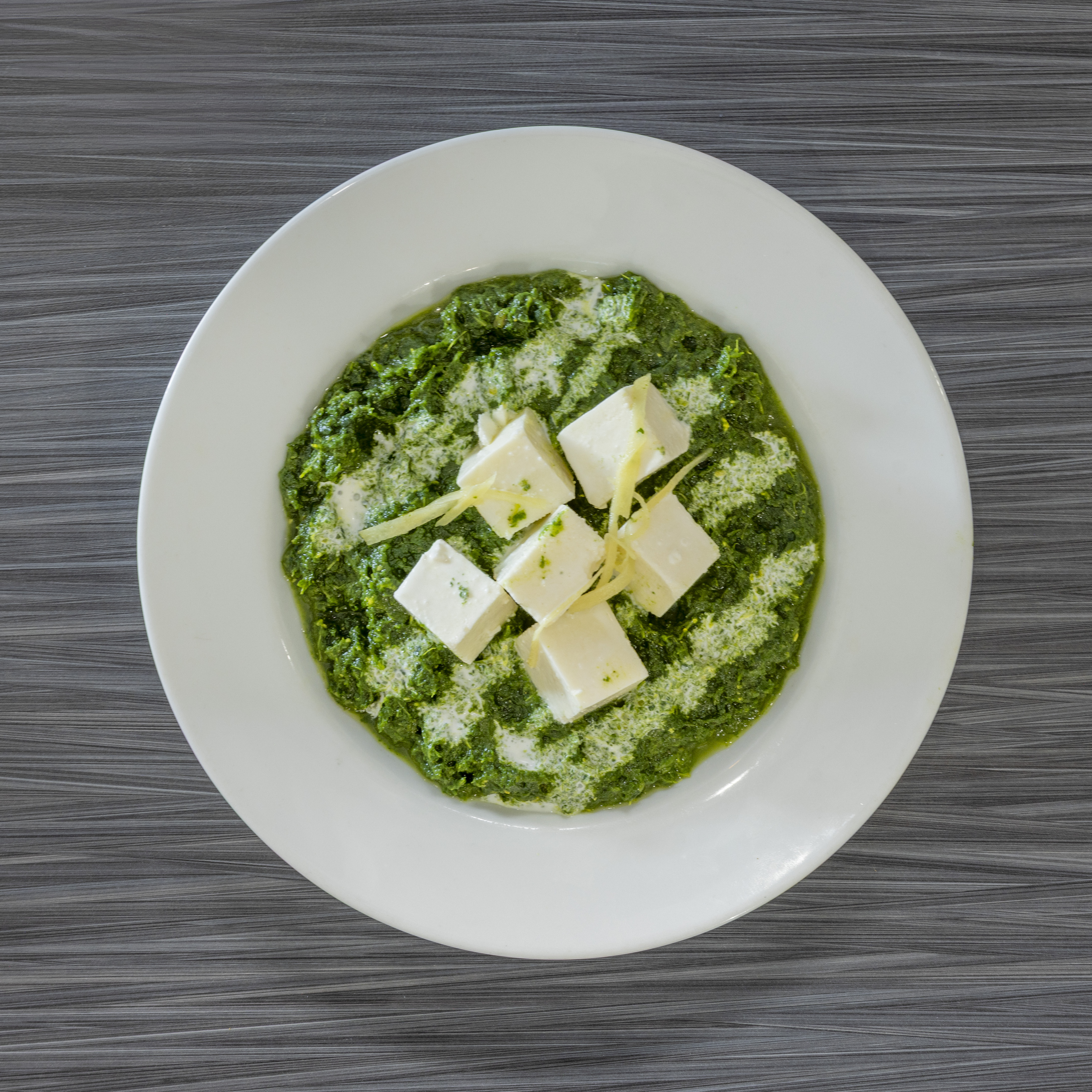 COTTAGE CHEESE IN SPINCH SAUCE